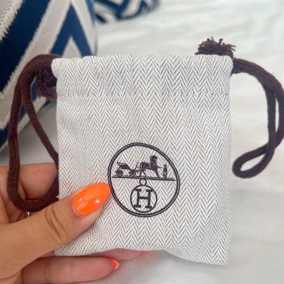 Hermes Red Clic Clac H Bracelet - Picture 6 of 6